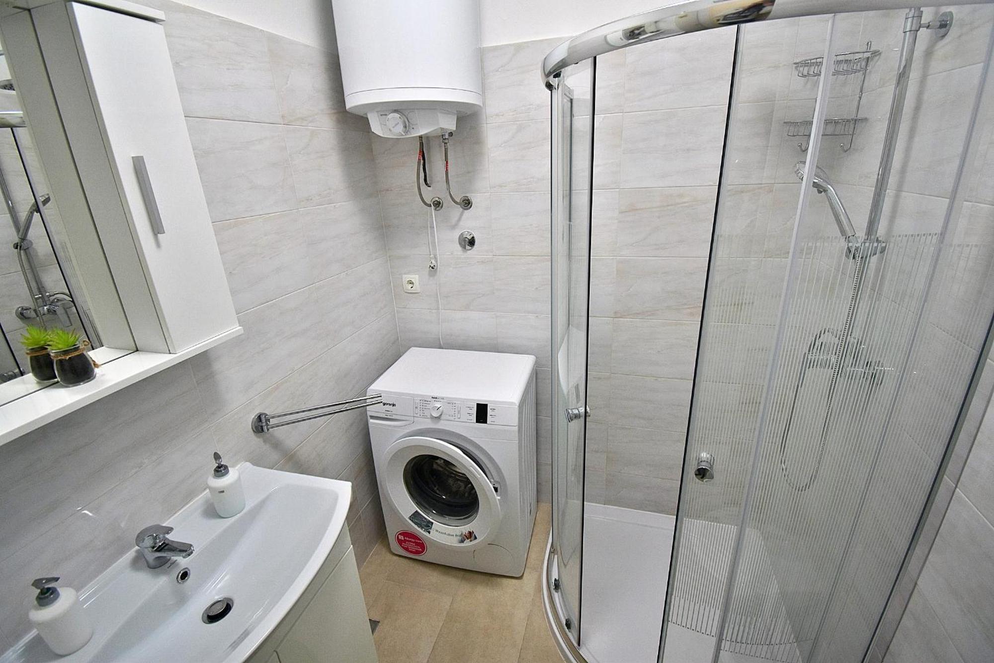Apartment Navy Near The Beach Пула Екстериор снимка